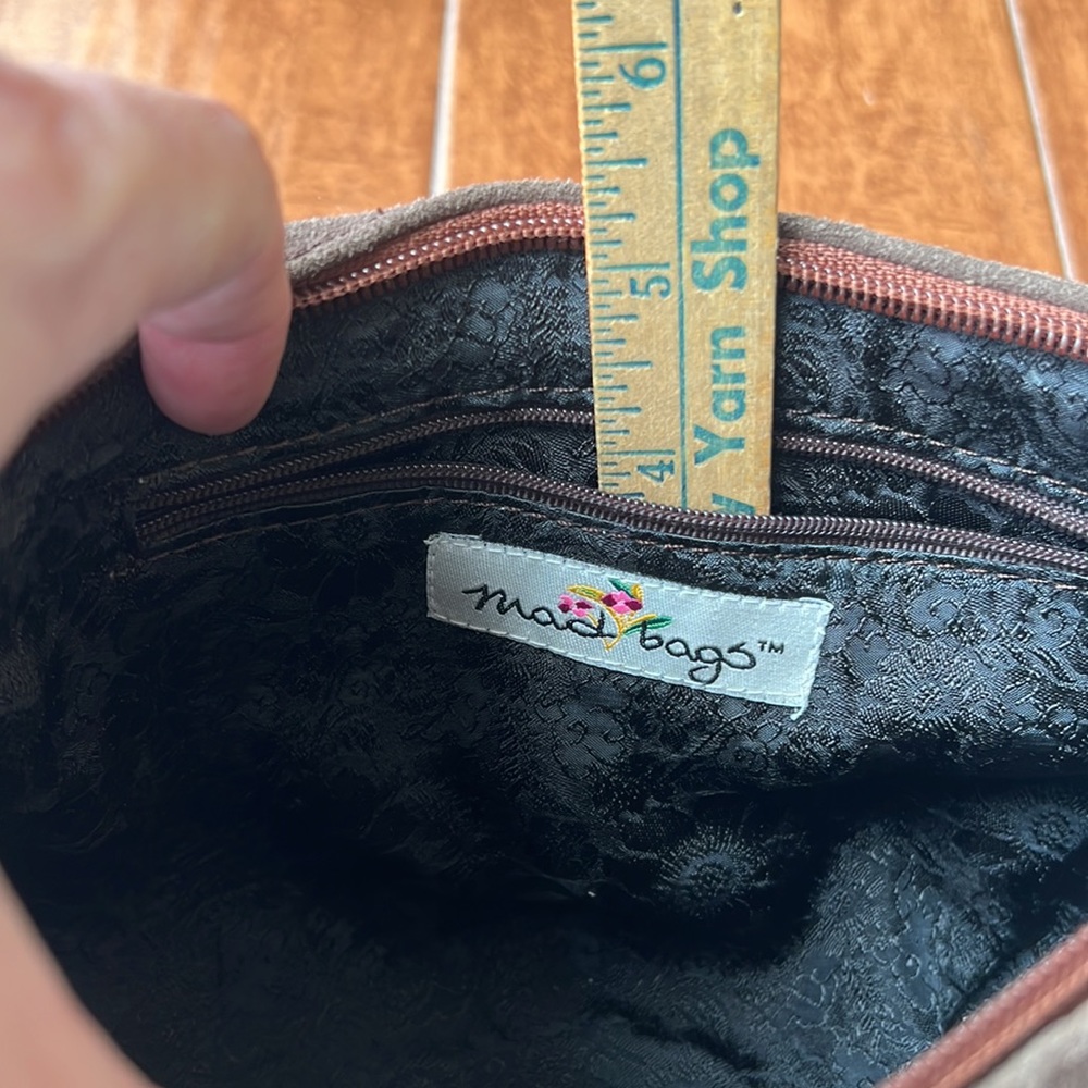 Brown and Cream Shoulder Bag - Picture 9 of 12